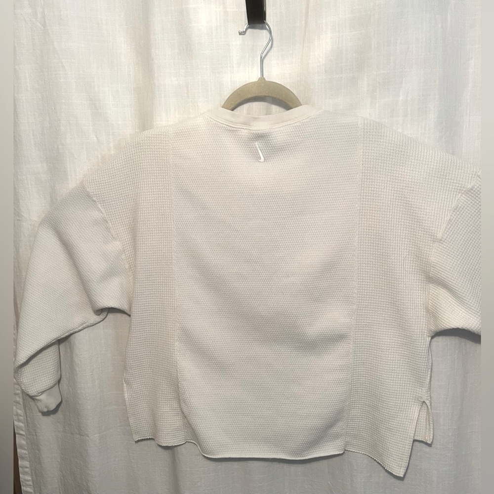 Nike Yoga Dri-Fit ~ long sleeve crop top ~ Waffle Weave ~ White - Picture 8 of 8